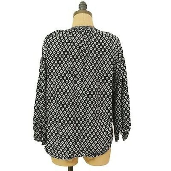 Joie Hagi Blouse  XS Button Up Top Balloon Sleeve Floral Black White EUC A2 - Picture 3 of 5
